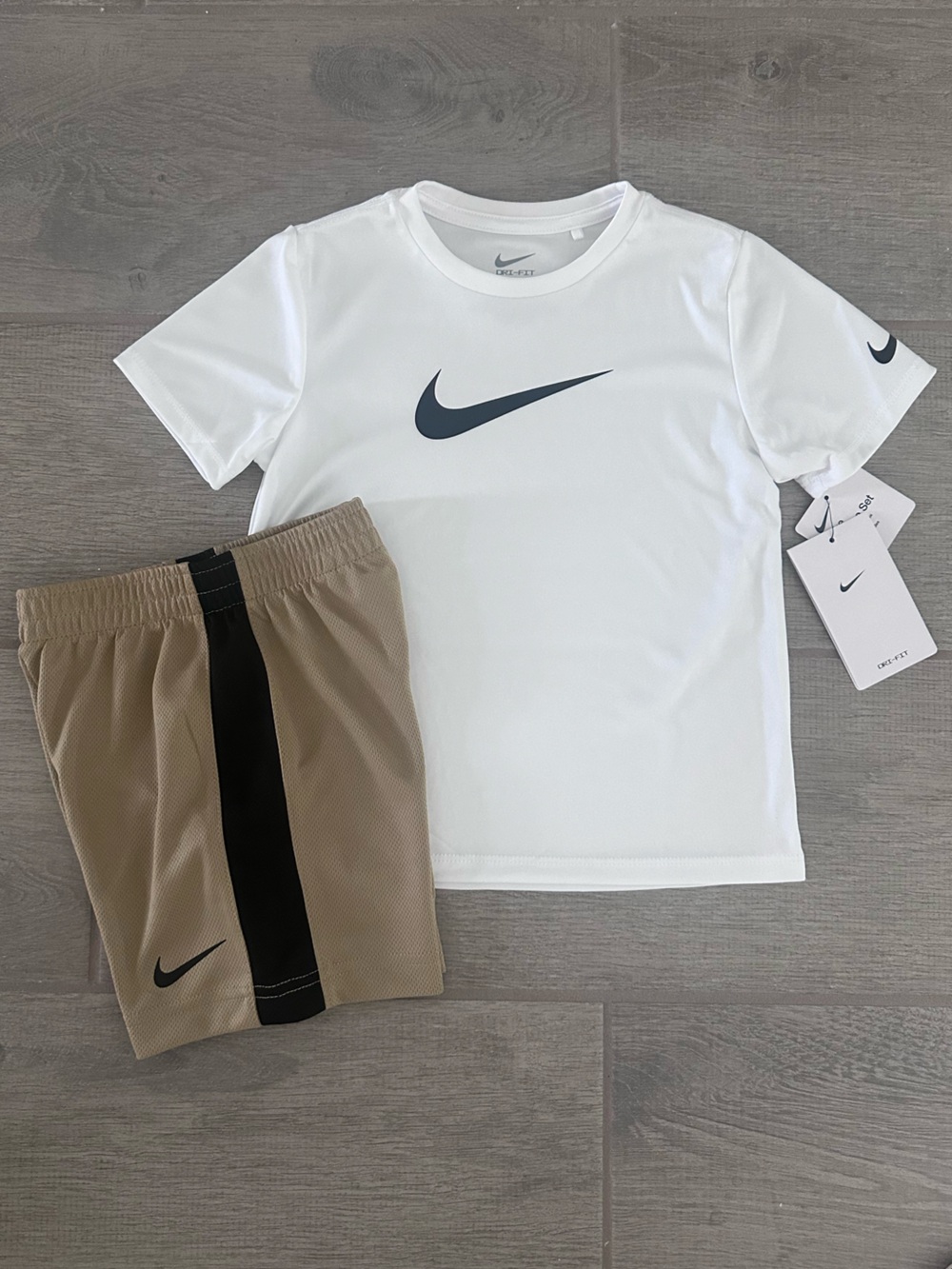 Nike Dri-Fit 2pc Set Swoosh Tee & Tan/Black Shorts Boys Size 4T